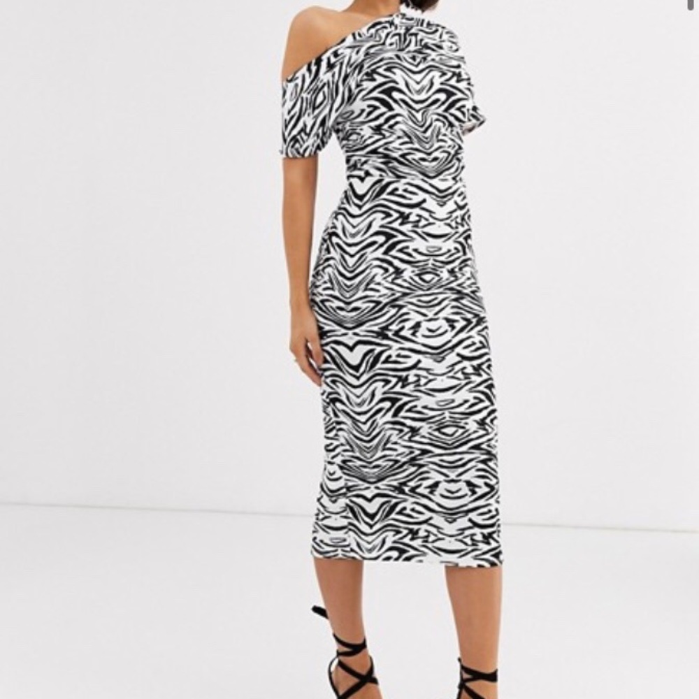 One shoulder pencil dress